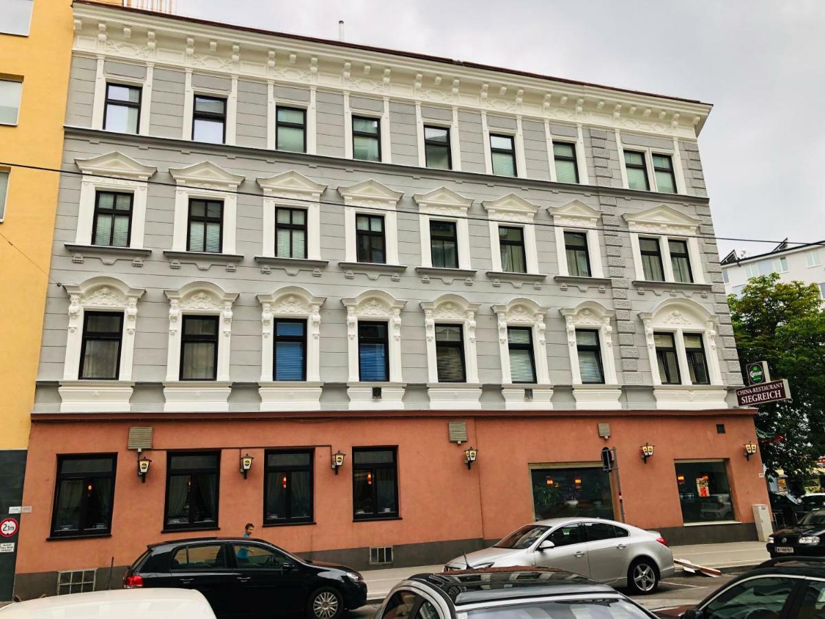 Central Apartment Near Subway Station 2 Wien Eksteriør billede